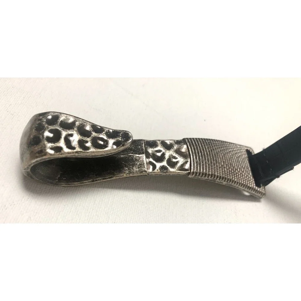 Chicos Black Leather Hip Belt Adjustable Pewter Boho Horseshoe Buckle M/L 31-44” - Picture 4 of 16
